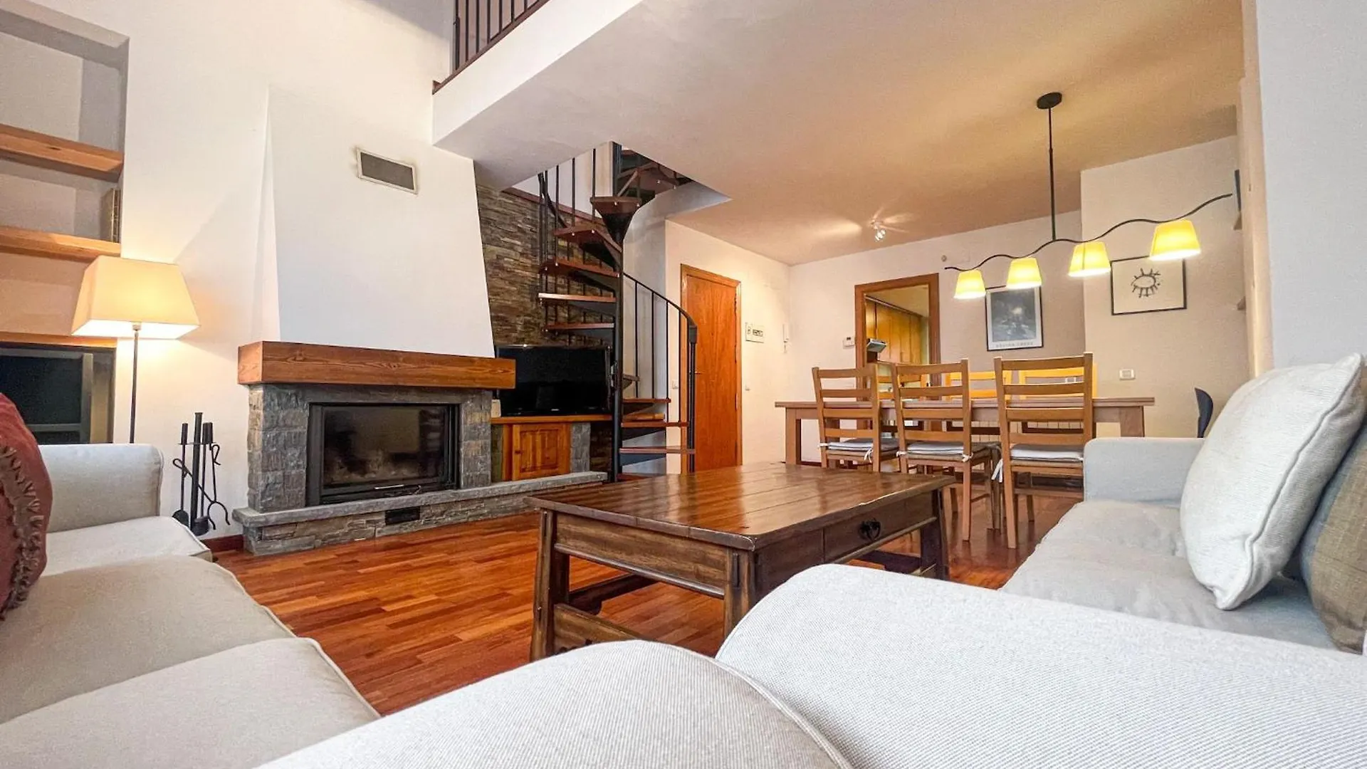 Duplex Con Encanto En Puigcerda Un Lugar Unico