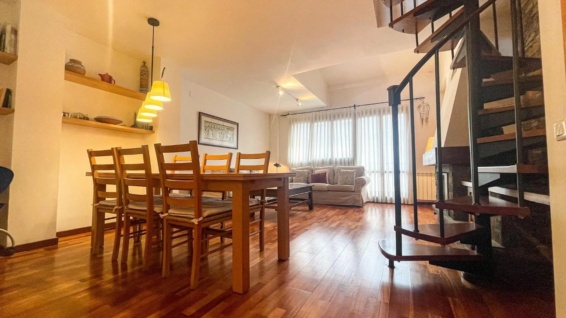 Duplex Con Encanto En Puigcerda Un Lugar Unico Apartamento