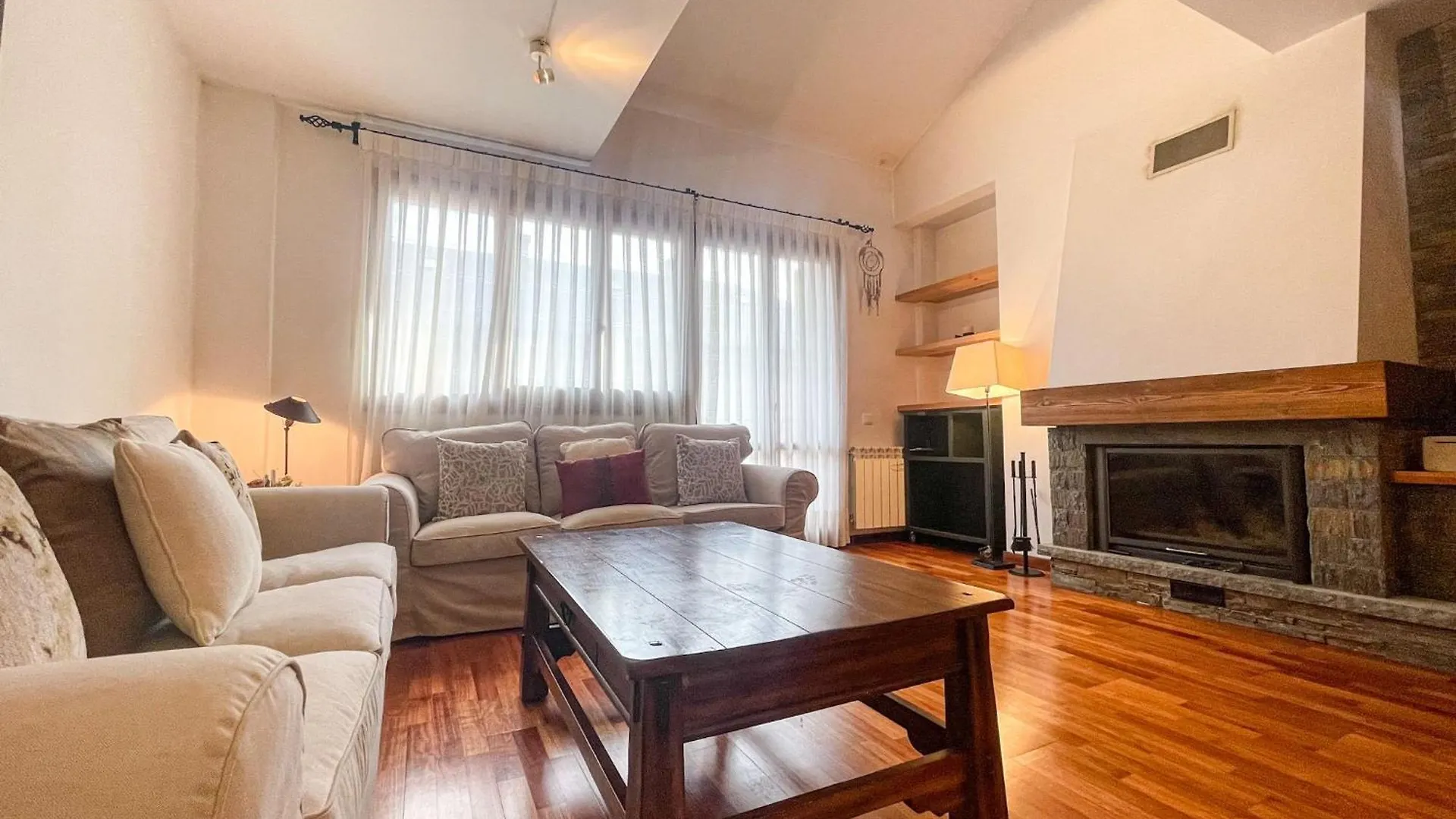 Duplex Con Encanto En Puigcerda Un Lugar Unico 0*,  España